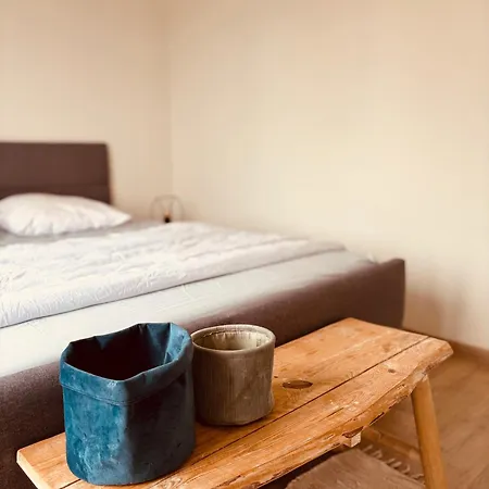 Celine - * 德帕内